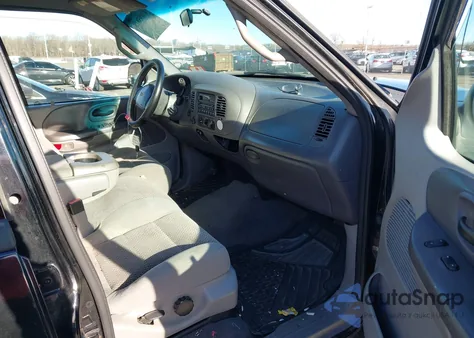 2002 Ford F-150 Lariat/Xlt z USA, uszkodzony, nr VIN 1FTRW08L42KA47432